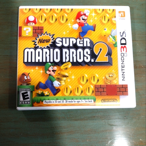 Nintendo New Super Mario Bros 2 game for the 3DS. - Picture 1 of 9